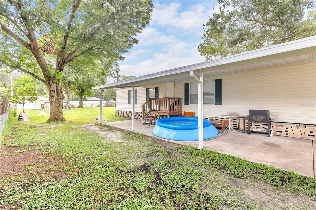 Activo con contrato: $258,000 (4 camas, 2 baños, 1701 Pies cuadrados)