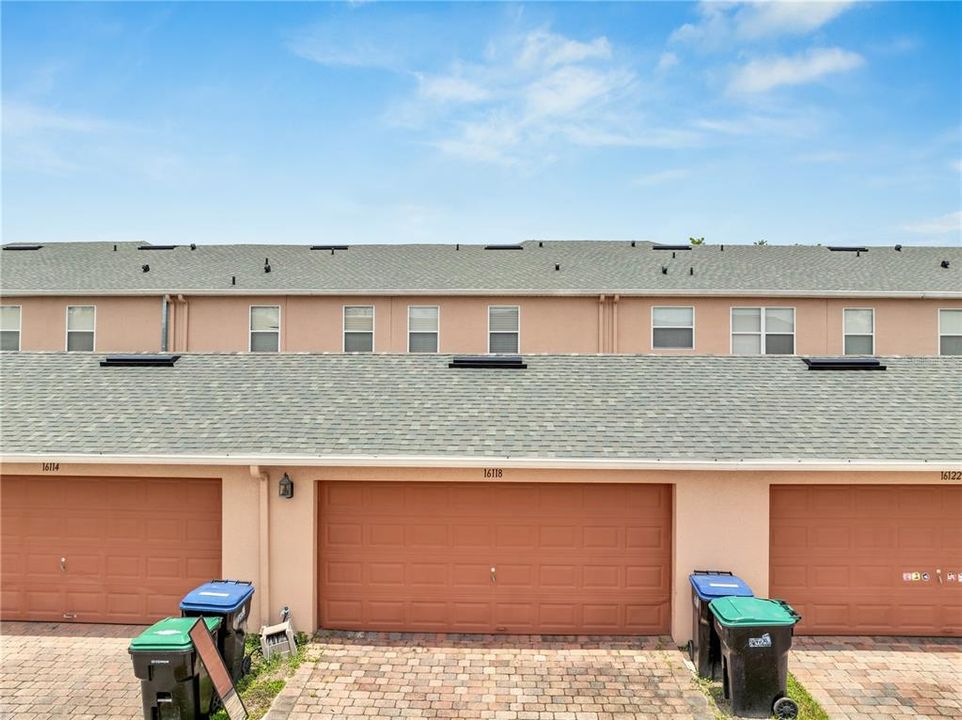 For Sale: $339,999 (3 beds, 2 baths, 1472 Square Feet)