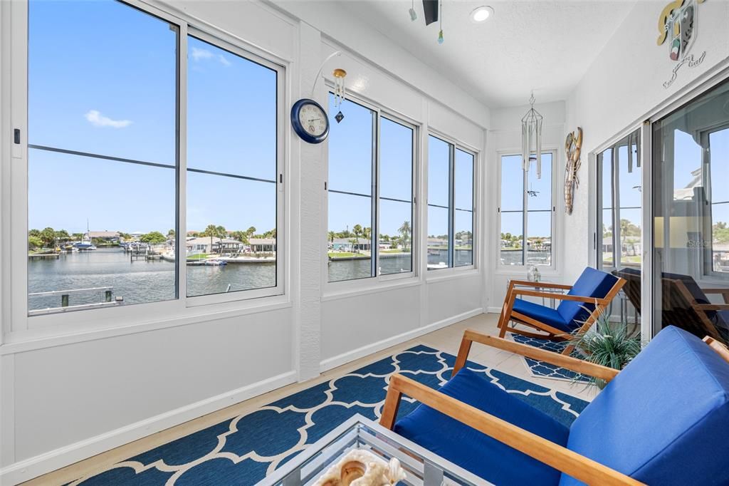 For Sale: $969,000 (5 beds, 5 baths, 2850 Square Feet)