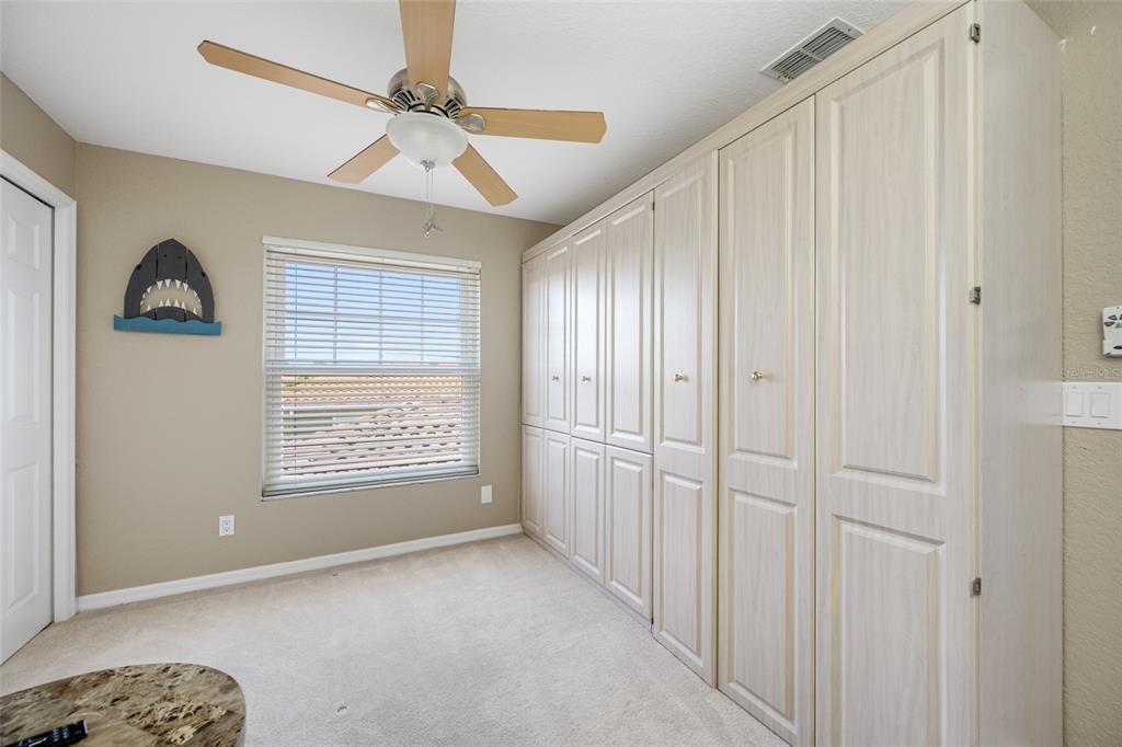 For Sale: $969,000 (5 beds, 5 baths, 2850 Square Feet)