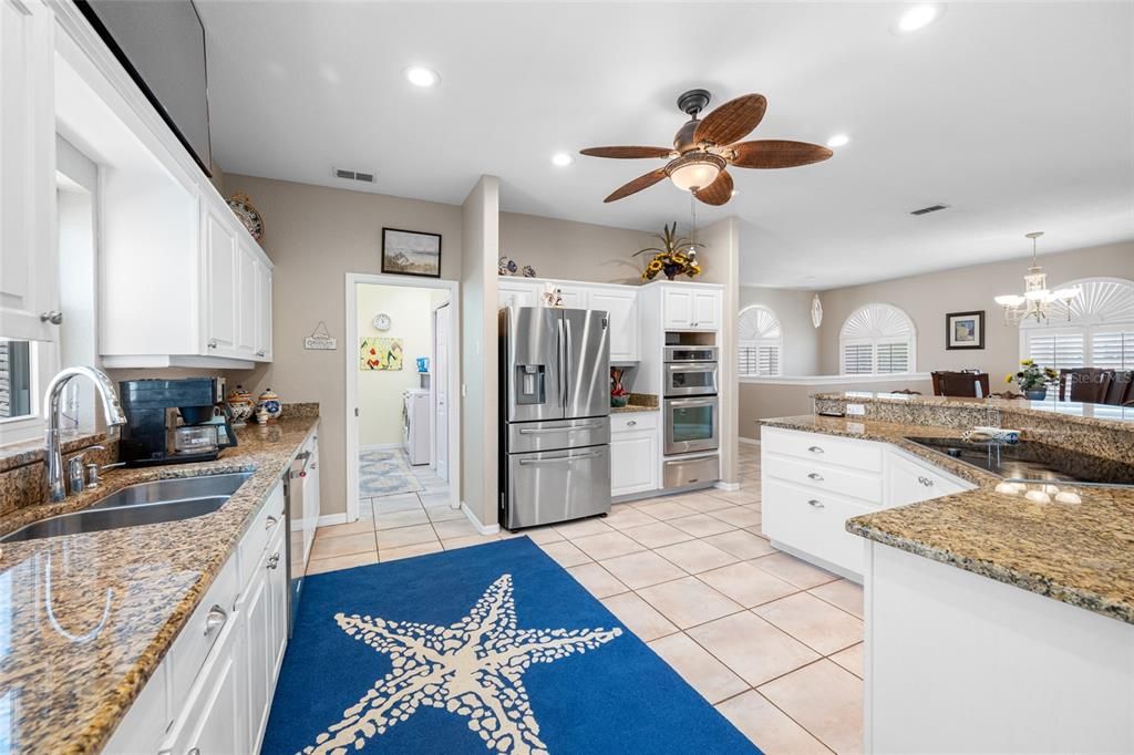 For Sale: $969,000 (5 beds, 5 baths, 2850 Square Feet)