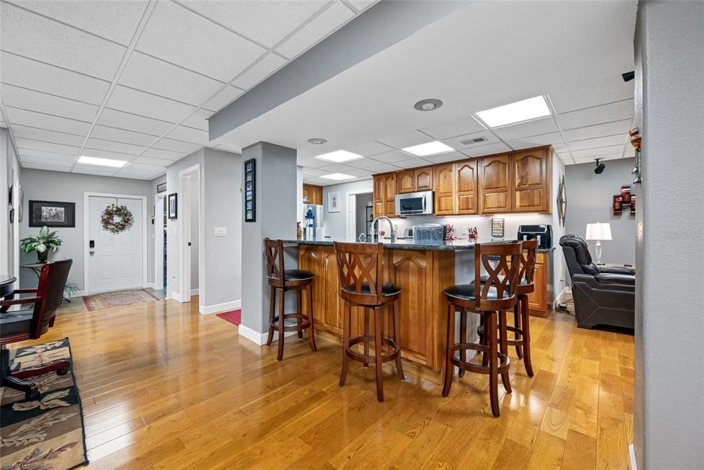 For Sale: $969,000 (5 beds, 5 baths, 2850 Square Feet)