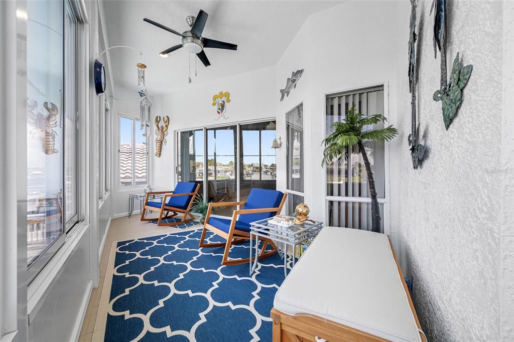 For Sale: $969,000 (5 beds, 5 baths, 2850 Square Feet)