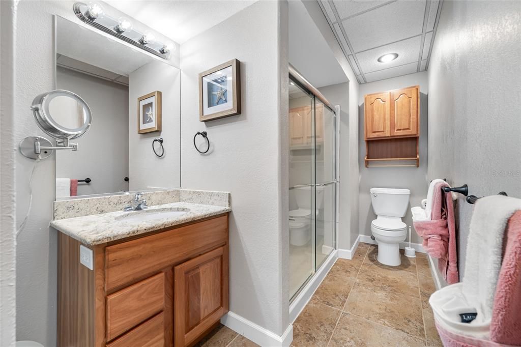 For Sale: $969,000 (5 beds, 5 baths, 2850 Square Feet)