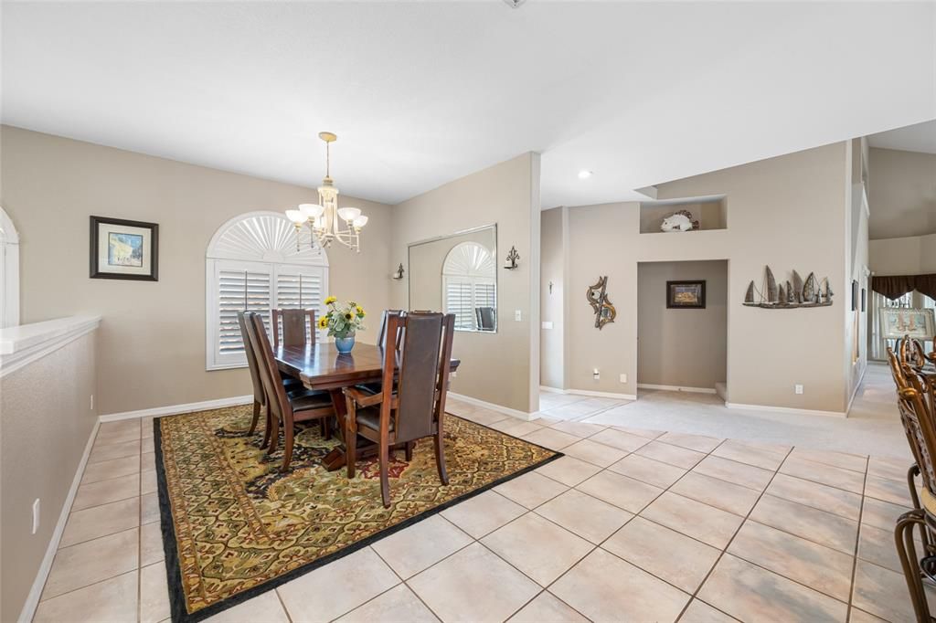 For Sale: $969,000 (5 beds, 5 baths, 2850 Square Feet)