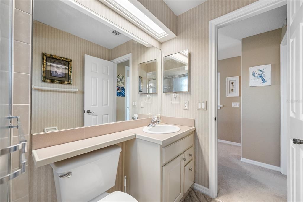 For Sale: $969,000 (5 beds, 5 baths, 2850 Square Feet)