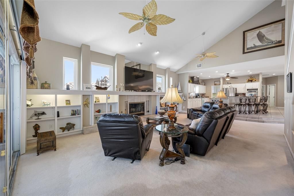 For Sale: $969,000 (5 beds, 5 baths, 2850 Square Feet)