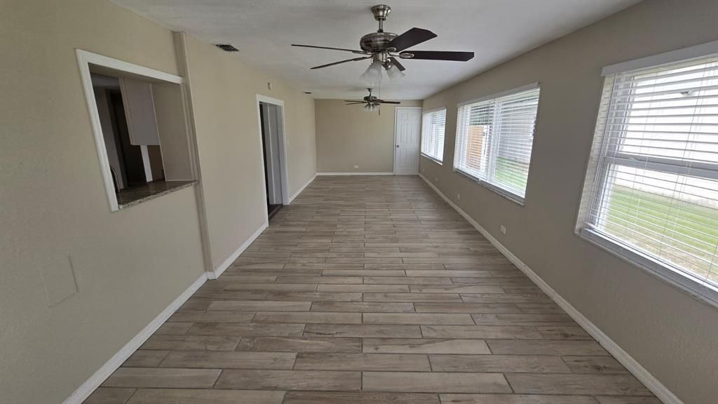 Active With Contract: $299,900 (5 beds, 2 baths, 1595 Square Feet)