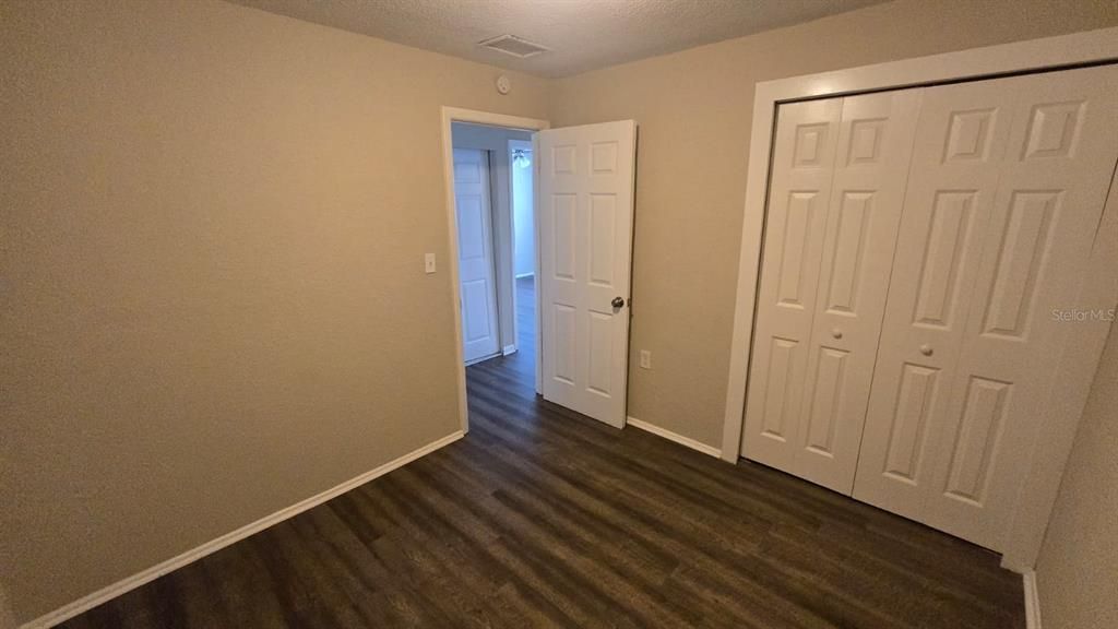 Active With Contract: $299,900 (5 beds, 2 baths, 1595 Square Feet)