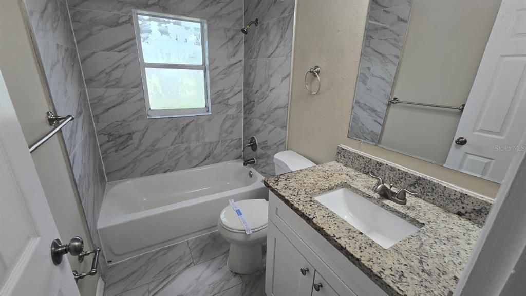 Active With Contract: $299,900 (5 beds, 2 baths, 1595 Square Feet)