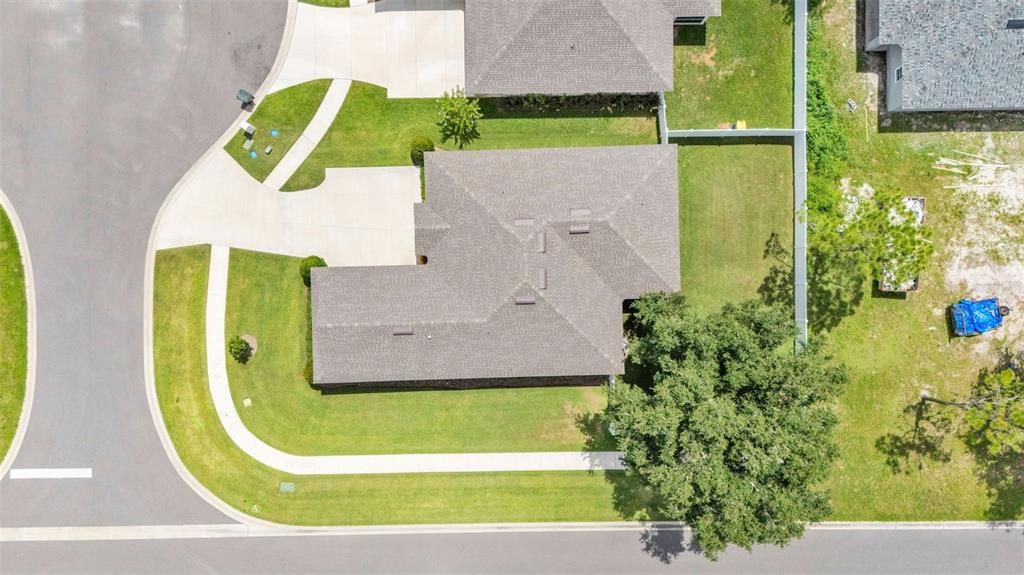 Под контрактом: $417,000 (4 спален, 3 ванн, 1936 Квадратных фут)