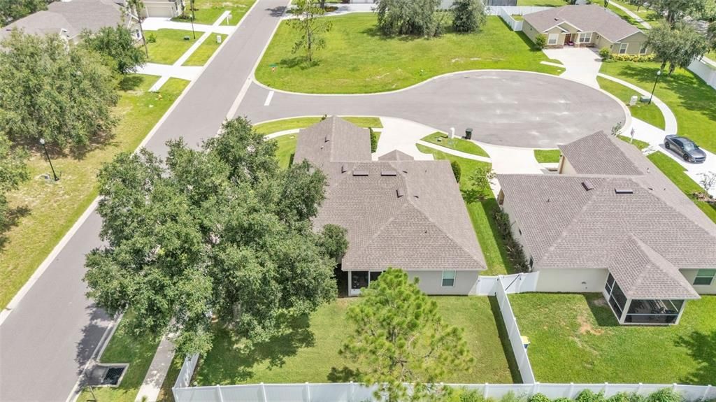 Под контрактом: $417,000 (4 спален, 3 ванн, 1936 Квадратных фут)