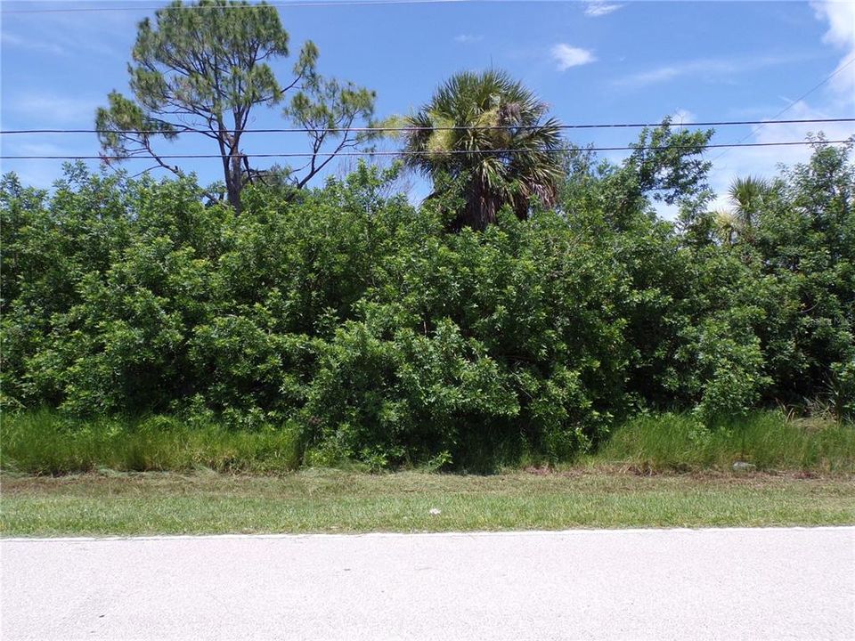 Recently Sold: $22,000 (0.23 acres)