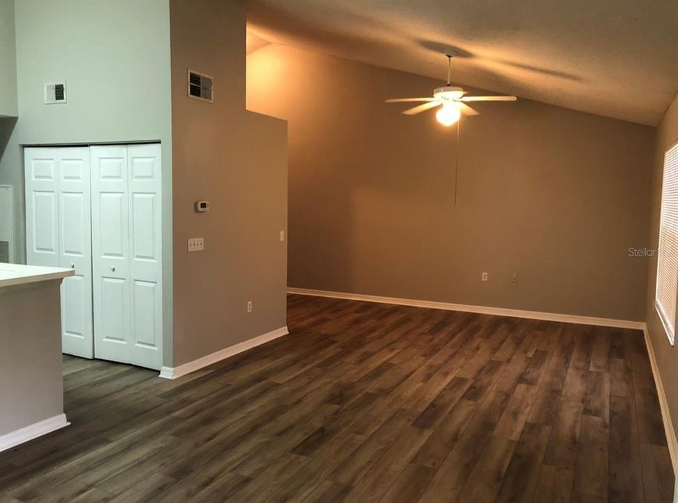 For Rent: $2,175 (3 beds, 2 baths, 1450 Square Feet)