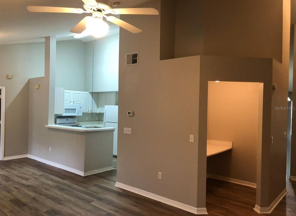 For Rent: $2,175 (3 beds, 2 baths, 1450 Square Feet)