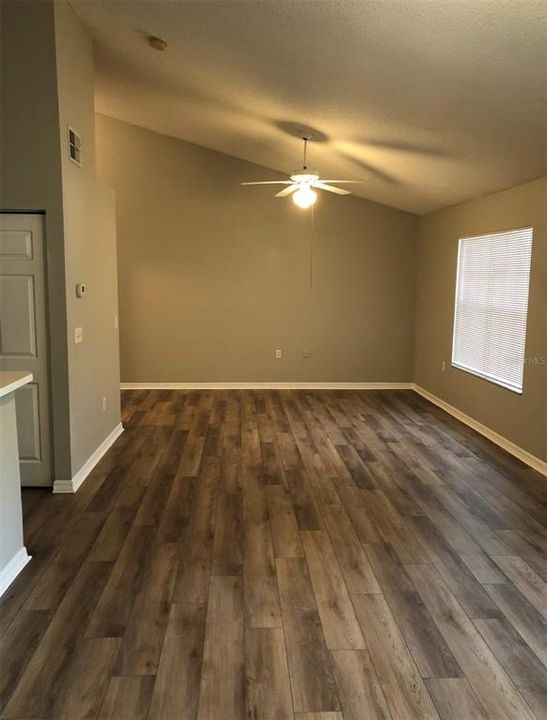 For Rent: $2,175 (3 beds, 2 baths, 1450 Square Feet)
