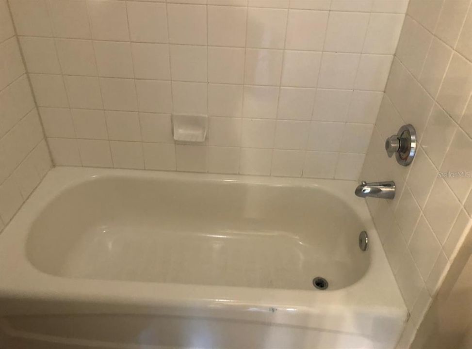 For Rent: $2,175 (3 beds, 2 baths, 1450 Square Feet)