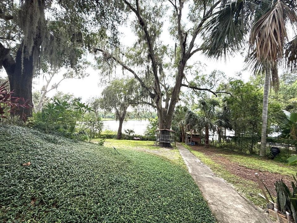 待售: $549,900 (4 贝兹, 3 浴室, 2375 平方英尺)