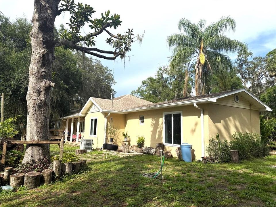 待售: $549,900 (4 贝兹, 3 浴室, 2375 平方英尺)