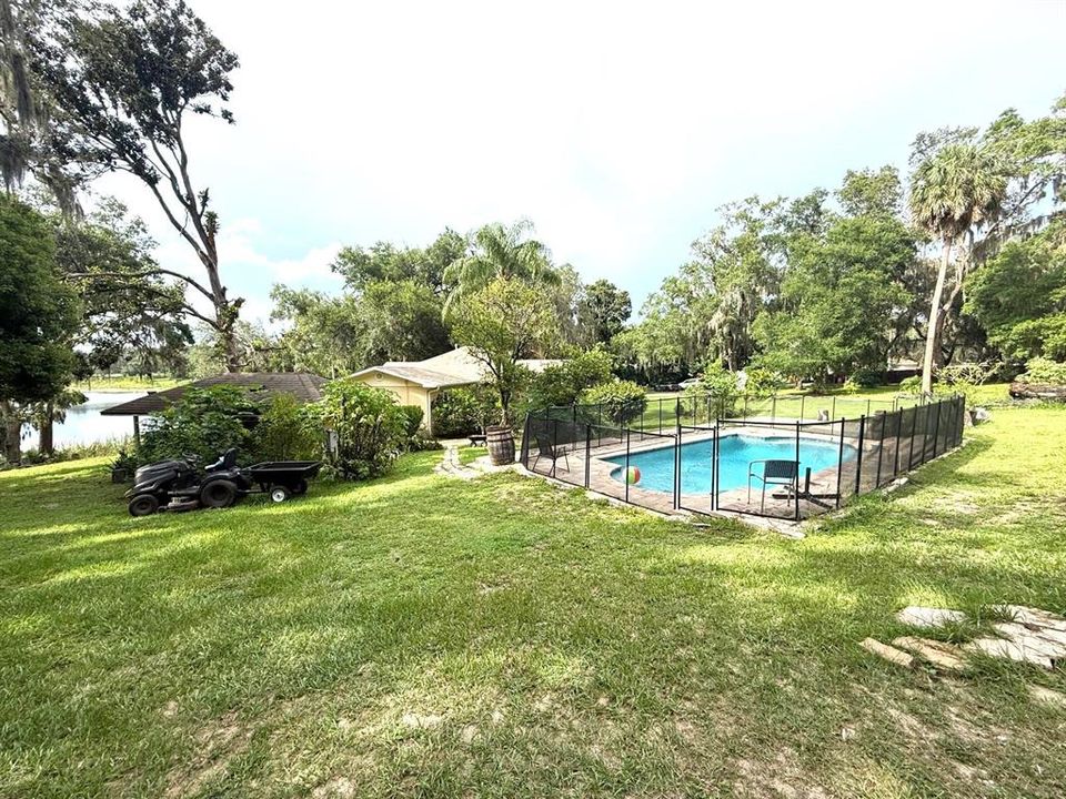 待售: $549,900 (4 贝兹, 3 浴室, 2375 平方英尺)