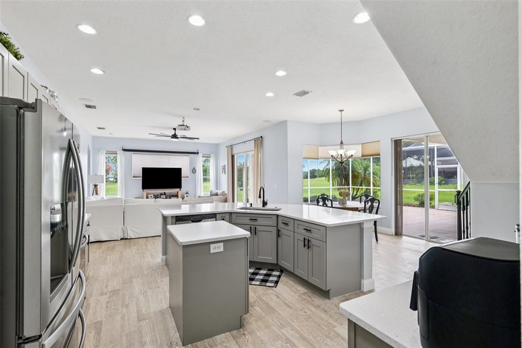 出租: $3,700 (4 贝兹, 4 浴室, 3424 平方英尺)