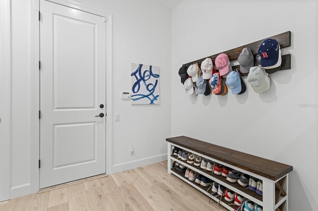 For Sale: $839,900 (4 beds, 3 baths, 2760 Square Feet)