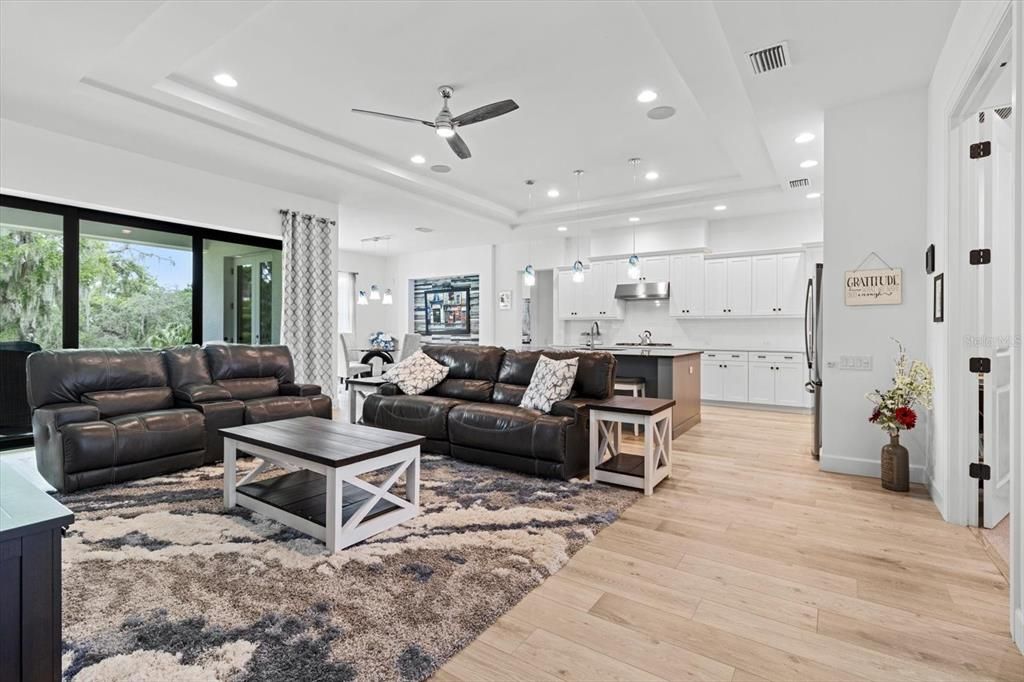 For Sale: $839,900 (4 beds, 3 baths, 2760 Square Feet)