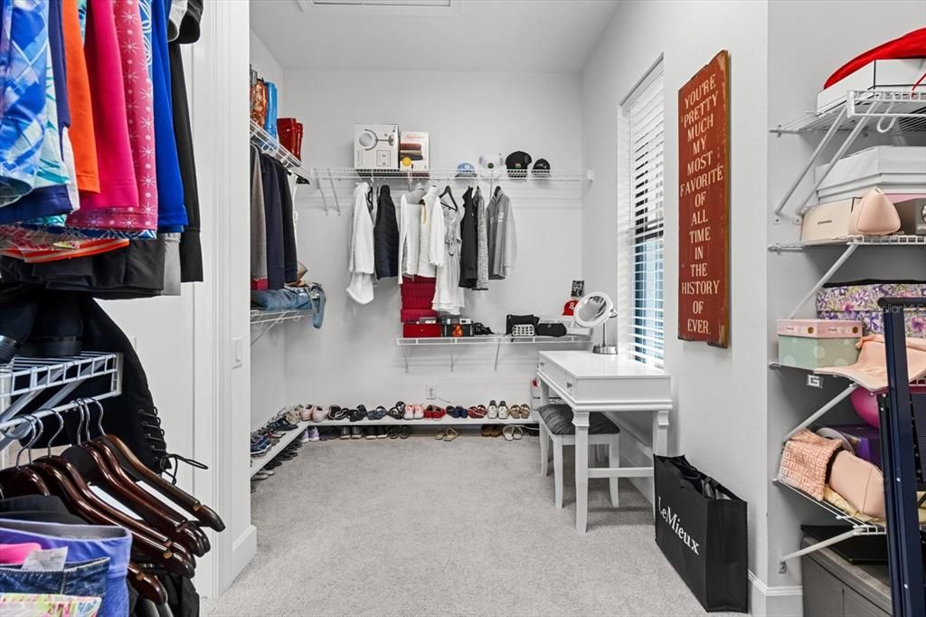 For Sale: $839,900 (4 beds, 3 baths, 2760 Square Feet)