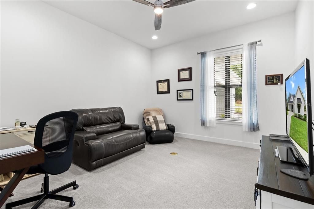 For Sale: $839,900 (4 beds, 3 baths, 2760 Square Feet)