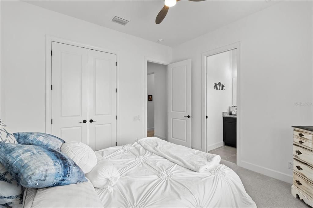 For Sale: $839,900 (4 beds, 3 baths, 2760 Square Feet)