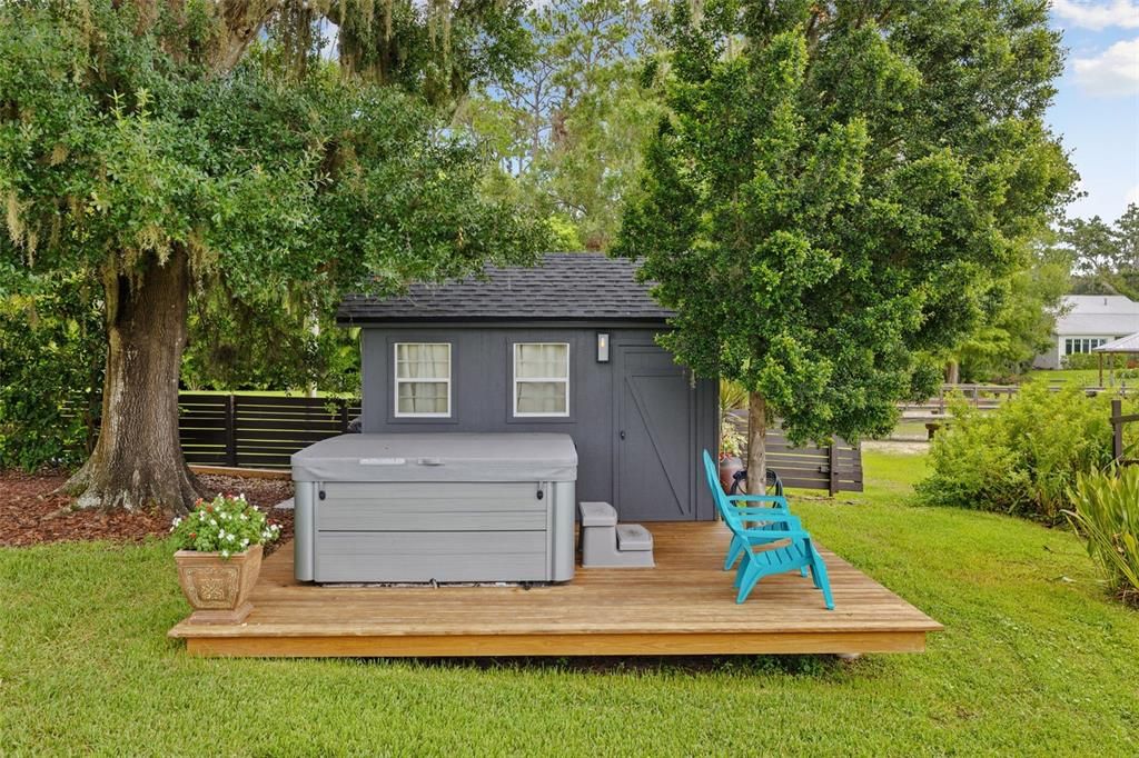 Active With Contract: $2,875,000 (6 beds, 5 baths, 6209 Square Feet)