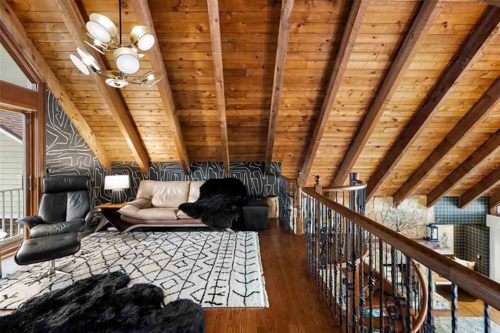 Active With Contract: $2,875,000 (6 beds, 5 baths, 6209 Square Feet)