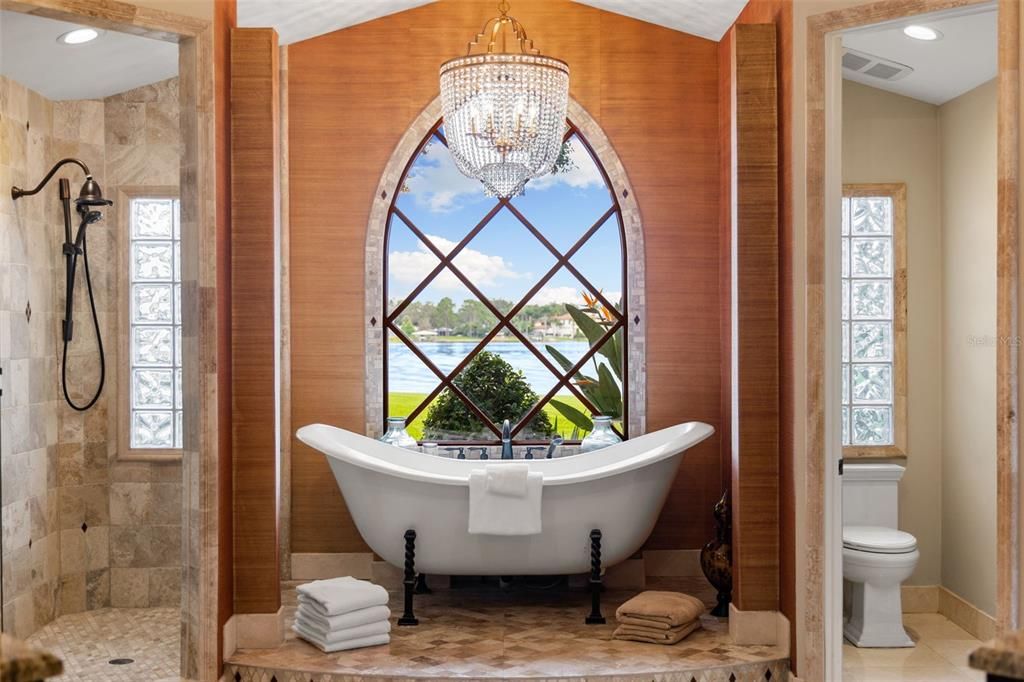 Active With Contract: $2,875,000 (6 beds, 5 baths, 6209 Square Feet)