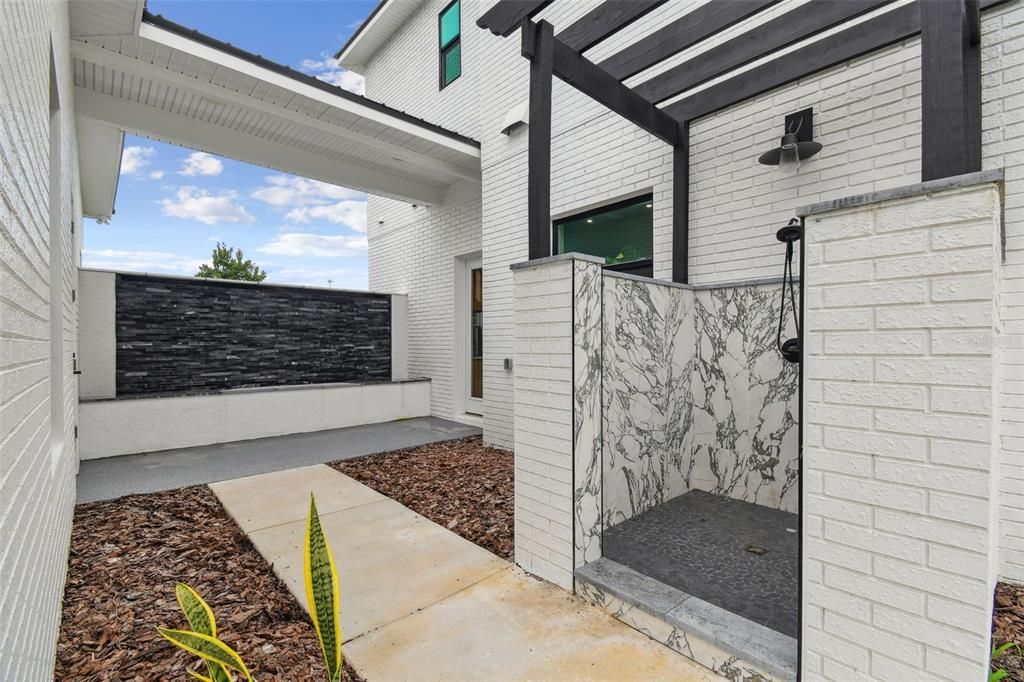 На продажу: $2,250,000 (5 спален, 5 ванн, 4571 Квадратных фут)