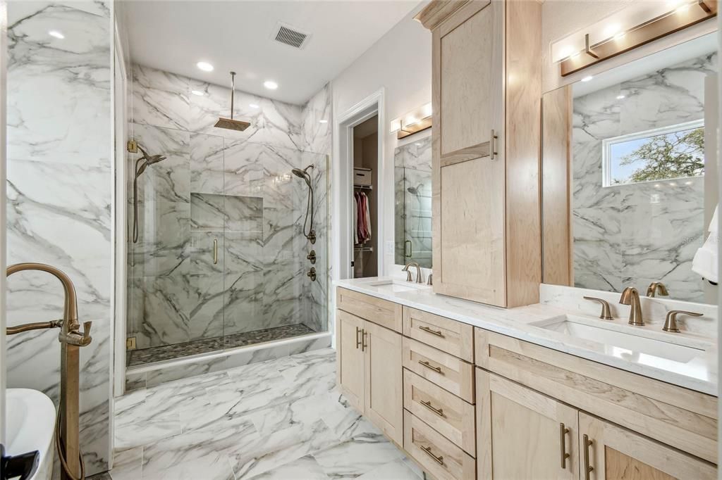 На продажу: $2,250,000 (5 спален, 5 ванн, 4571 Квадратных фут)