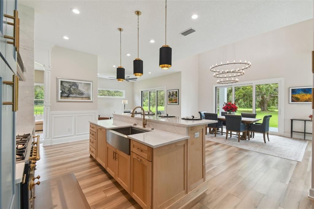 На продажу: $2,250,000 (5 спален, 5 ванн, 4571 Квадратных фут)