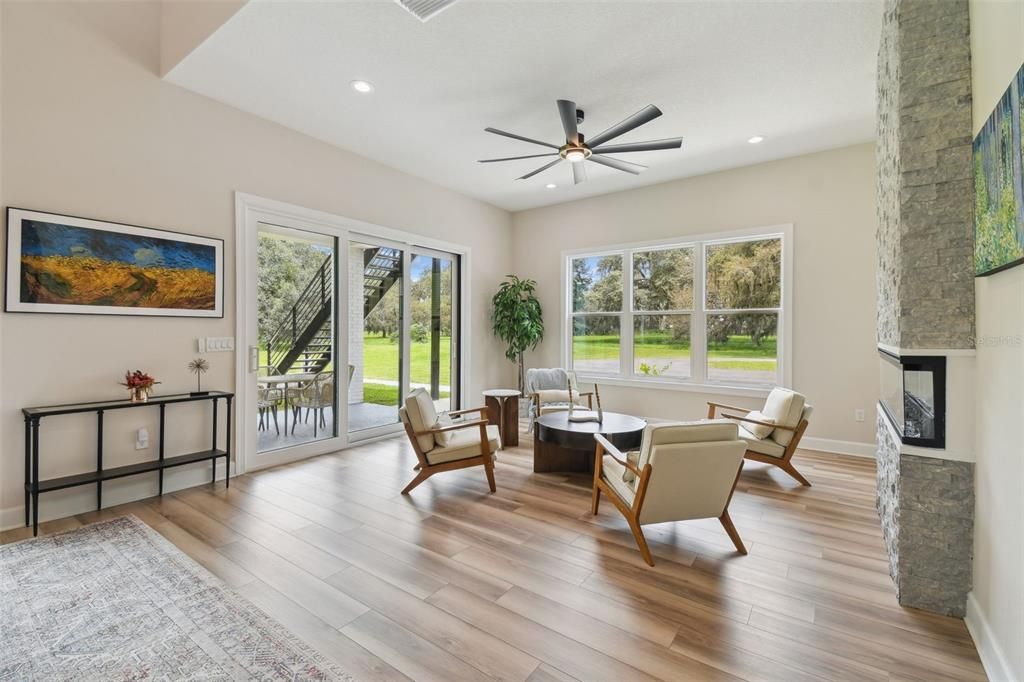 На продажу: $2,250,000 (5 спален, 5 ванн, 4571 Квадратных фут)