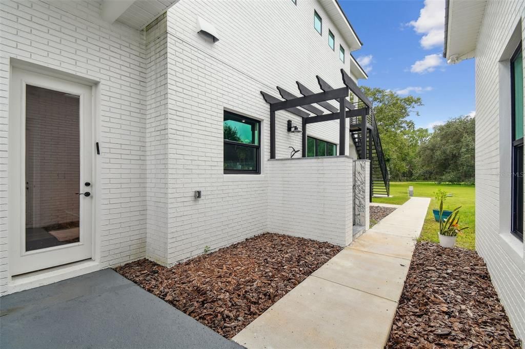 На продажу: $2,250,000 (5 спален, 5 ванн, 4571 Квадратных фут)