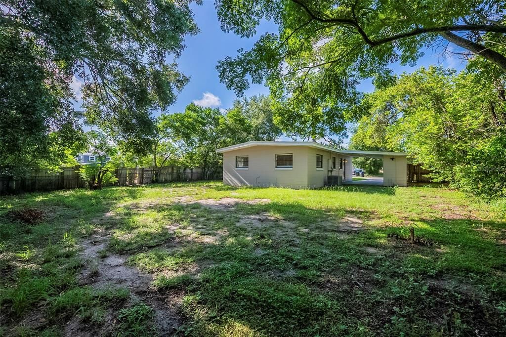 Activo con contrato: $195,000 (3 camas, 1 baños, 965 Pies cuadrados)