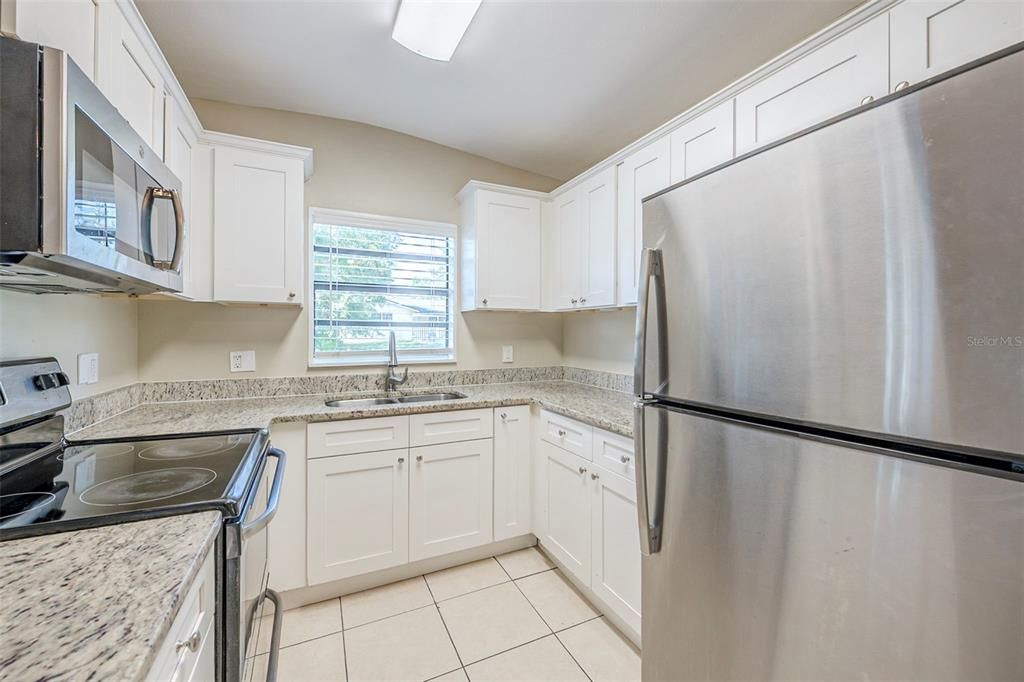 Activo con contrato: $195,000 (3 camas, 1 baños, 965 Pies cuadrados)