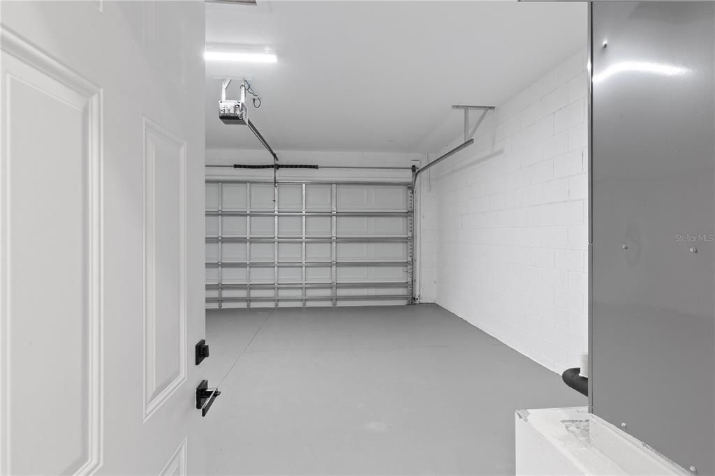 Activo con contrato: $2,500 (3 camas, 2 baños, 1648 Pies cuadrados)