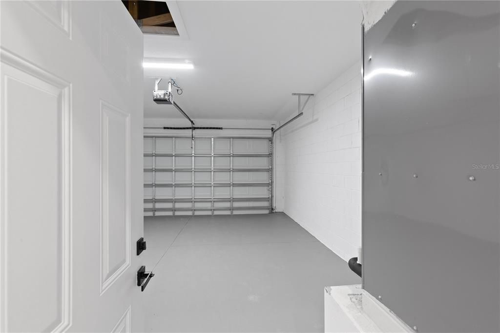 Activo con contrato: $2,500 (3 camas, 2 baños, 1648 Pies cuadrados)