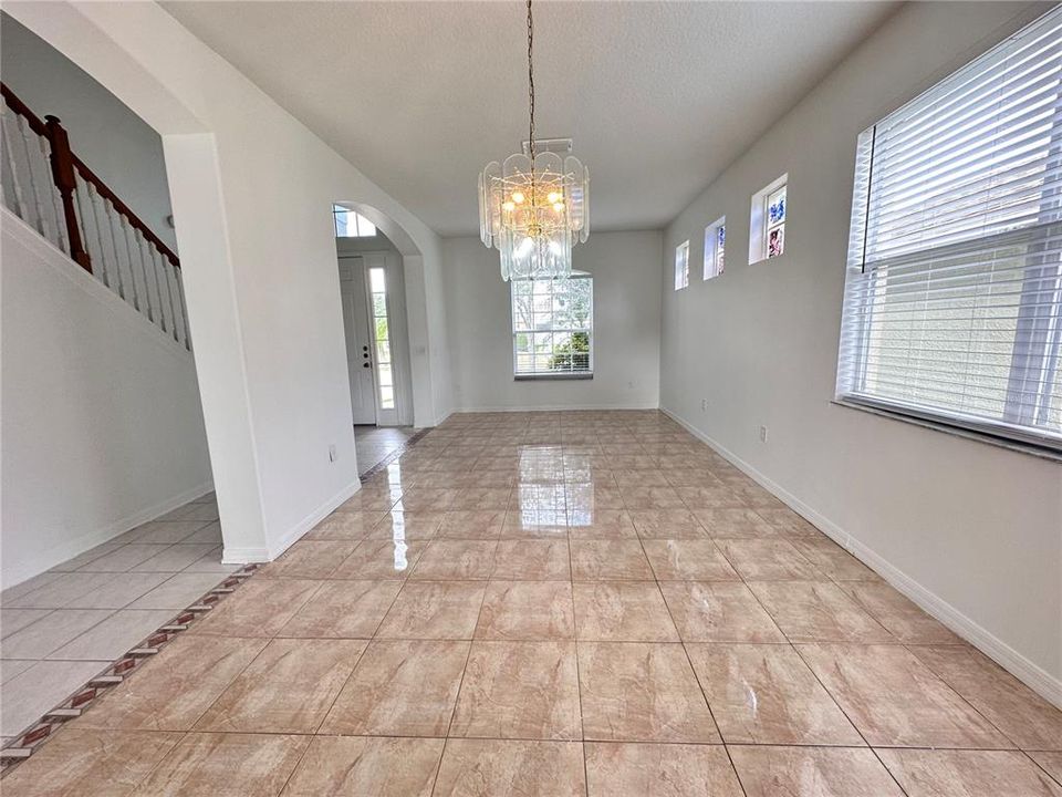 Active With Contract: $2,300 (4 beds, 2 baths, 2407 Square Feet)