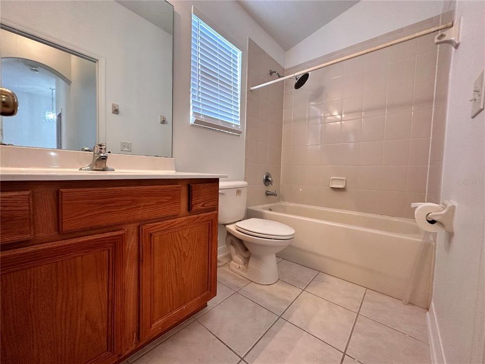 Active With Contract: $2,300 (4 beds, 2 baths, 2407 Square Feet)