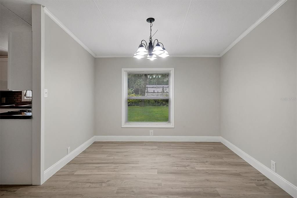 For Sale: $415,000 (4 beds, 2 baths, 1809 Square Feet)