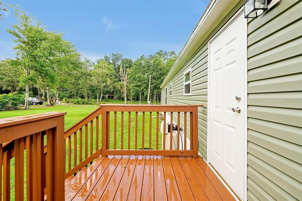 For Sale: $415,000 (4 beds, 2 baths, 1809 Square Feet)