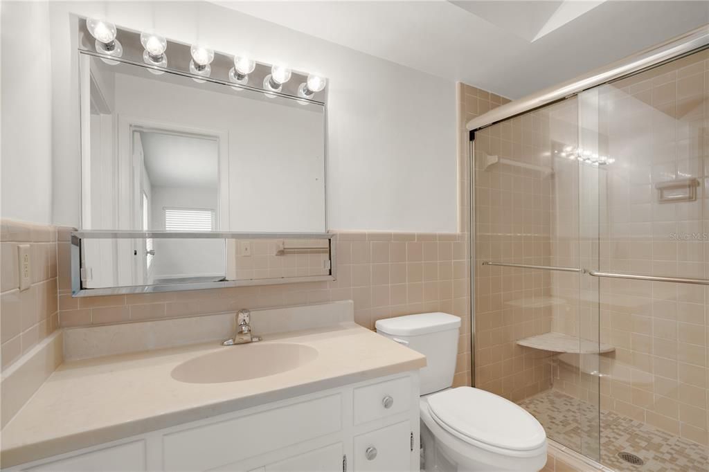 En Venta: $700,000 (3 camas, 2 baños, 1845 Pies cuadrados)