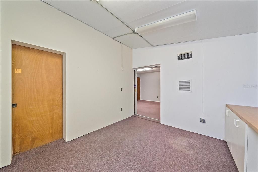 For Sale: $575,000 (0 beds, 0 baths, 3355 Square Feet)