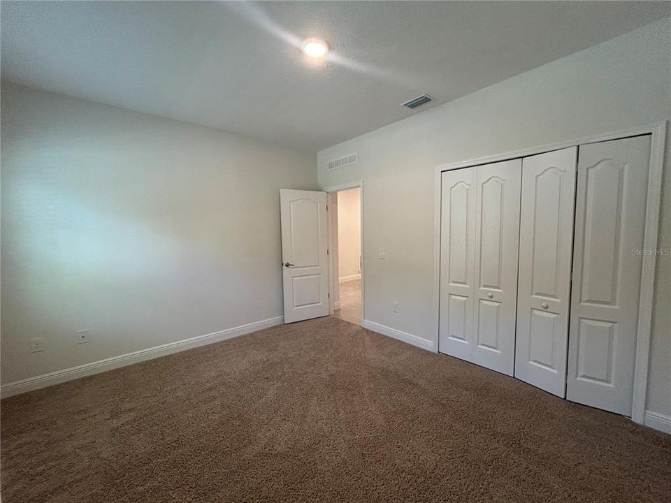 For Rent: $2,350 (3 beds, 2 baths, 2244 Square Feet)