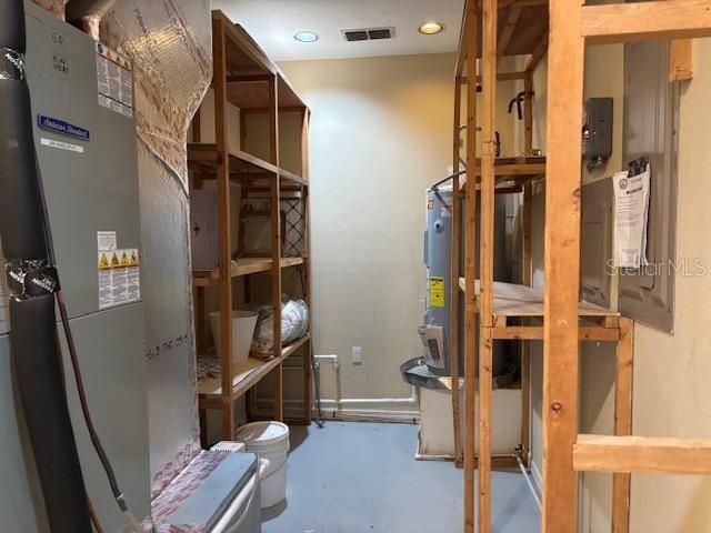 En Renta: $3,600 (5 camas, 3 baños, 3336 Pies cuadrados)